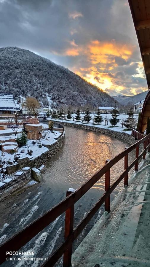 Freskia Resort Ferizaj Eksteriør billede