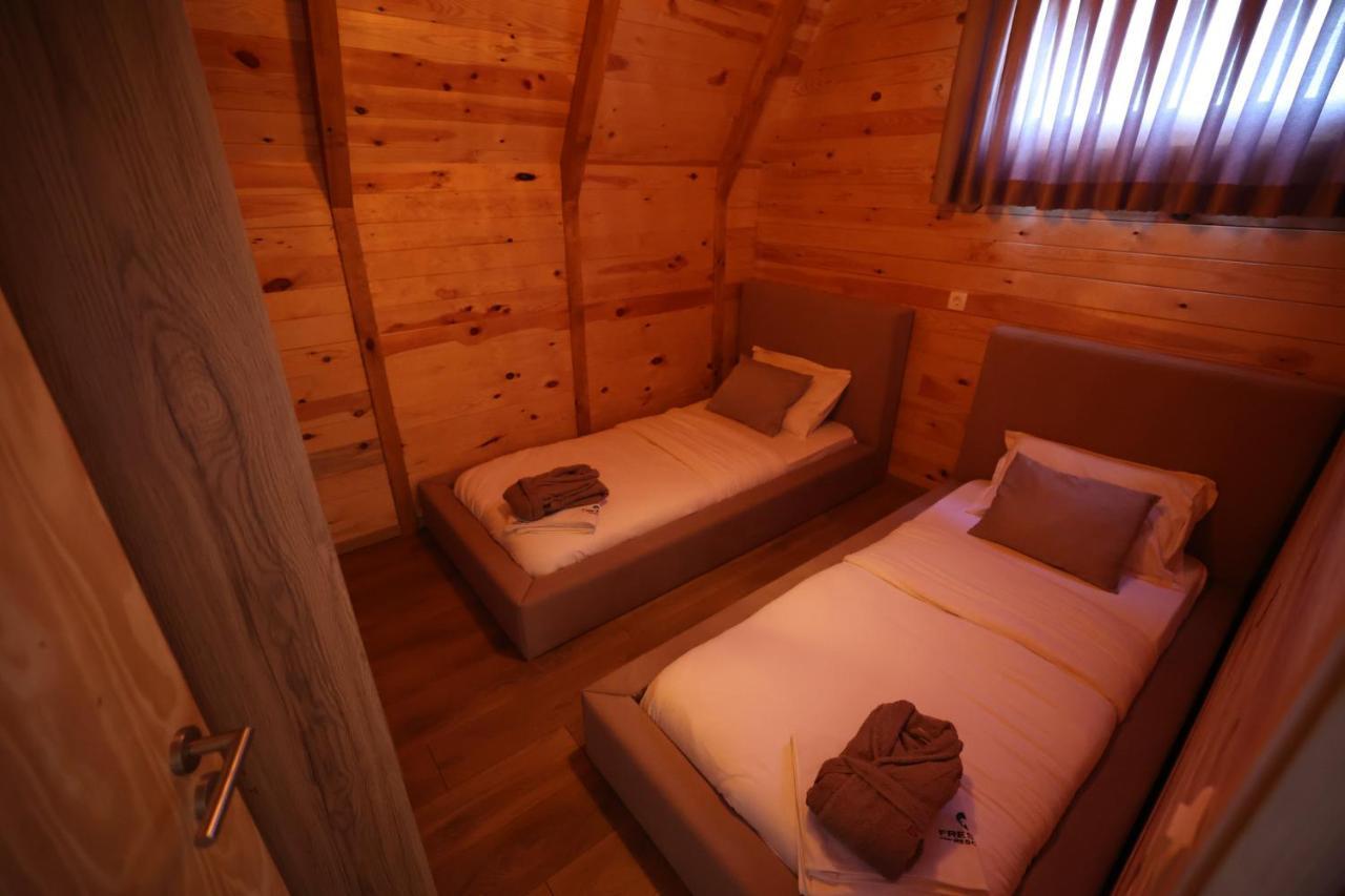 Freskia Resort Ferizaj Eksteriør billede